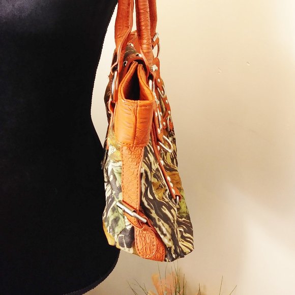 Yesir orange-brown-tan camouflage purse - Picture 3 of 14